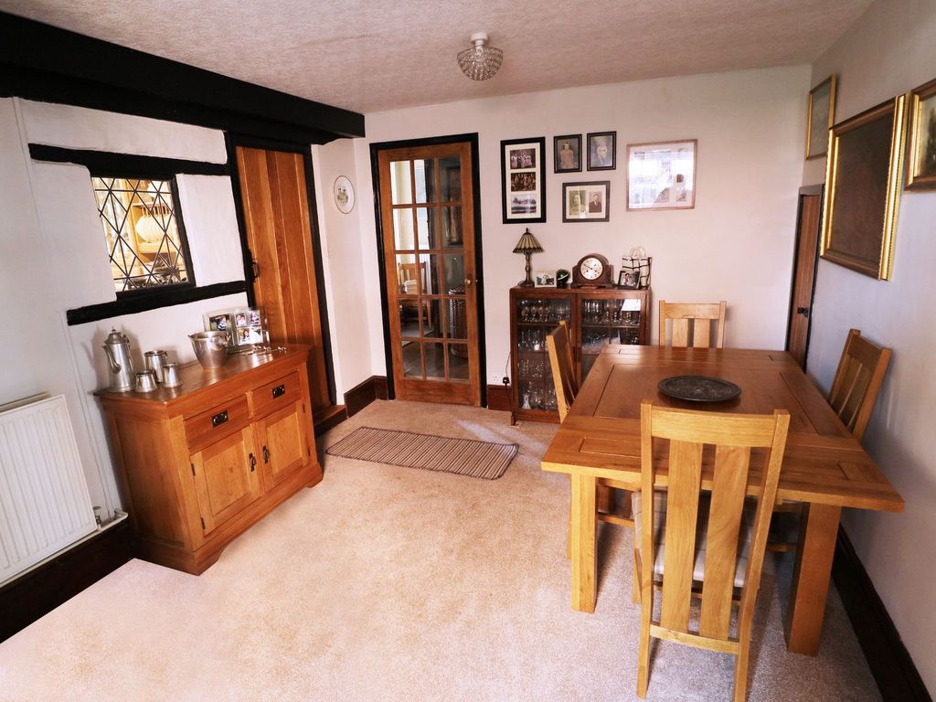 3 bed cottage for sale in High Street, Broom, Alcester B50, £450,000