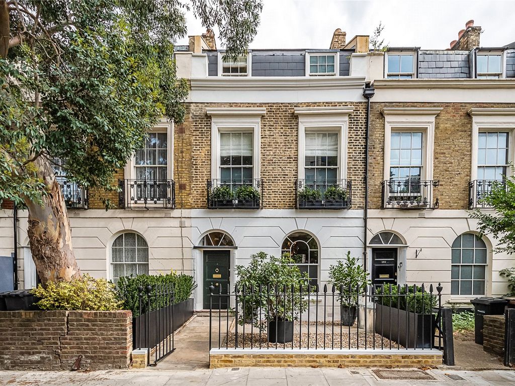 4 bed terraced house for sale in Queensbridge Road, London E8, £2,000,000