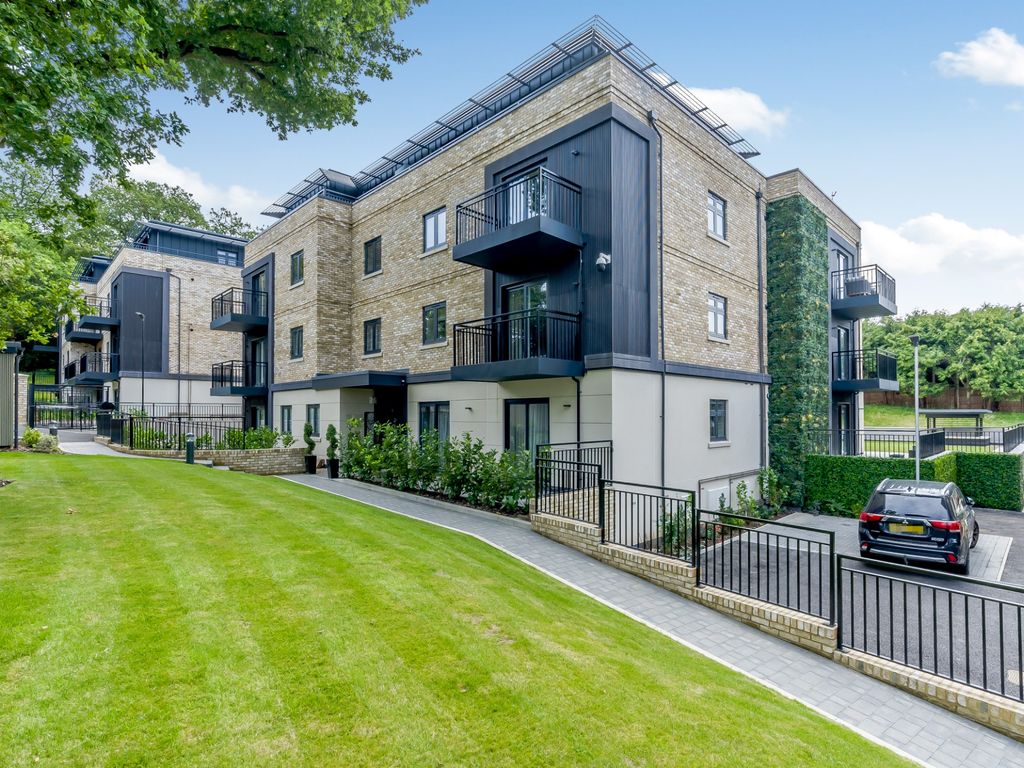 New home, 1 bed flat for sale in Eastbury Avenue, Northwood HA6, £399,000