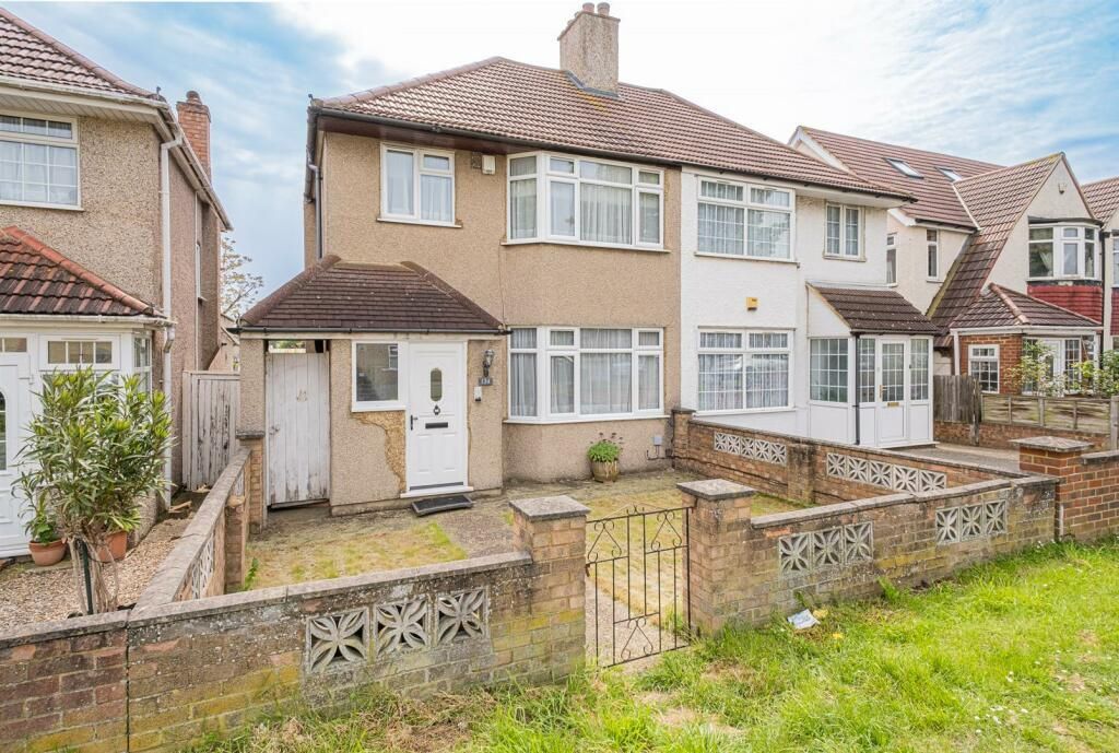 3 bed semi-detached house for sale in Yeading Lane, Hayes UB4, £540,000