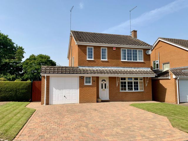 4 bed detached house for sale in Manor Park, Nether Heyford, Northampton NN7, £450,000