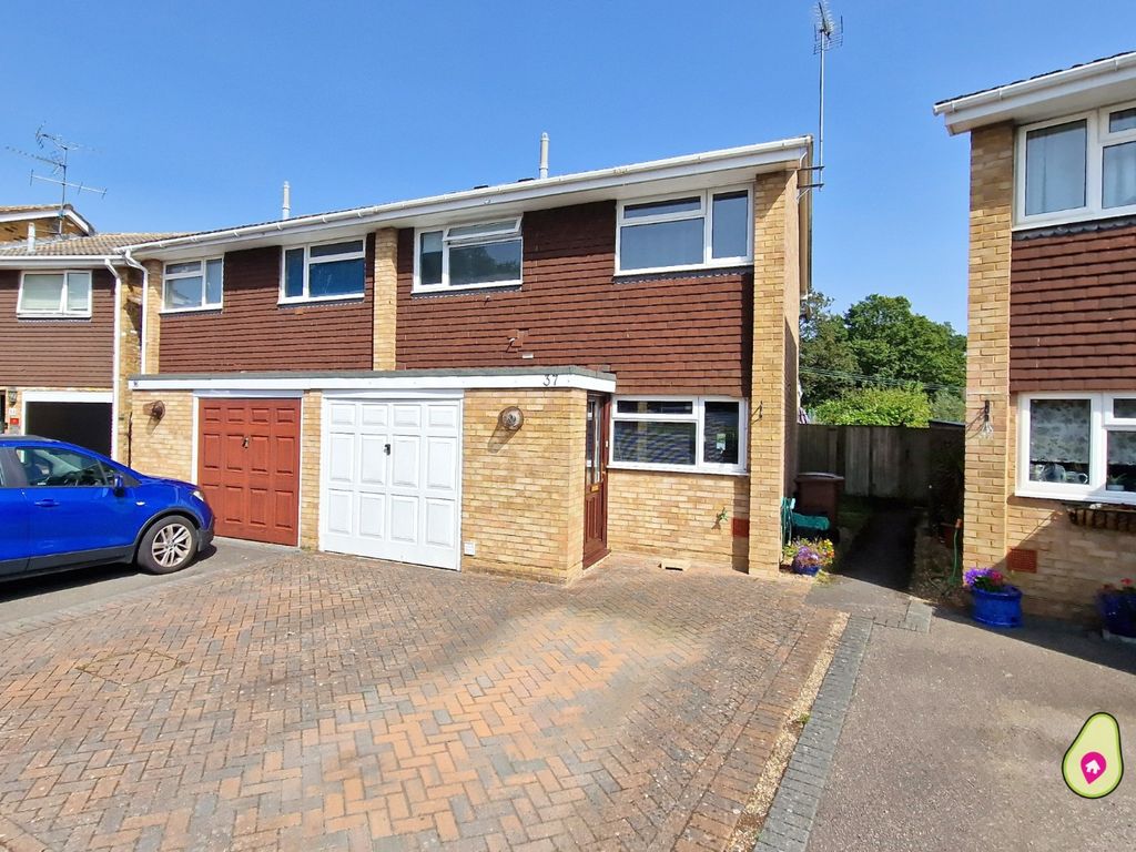 3 bed semi-detached house for sale in Jerrymoor Hill, Finchampstead, Wokingham, Berkshire RG40, £425,000