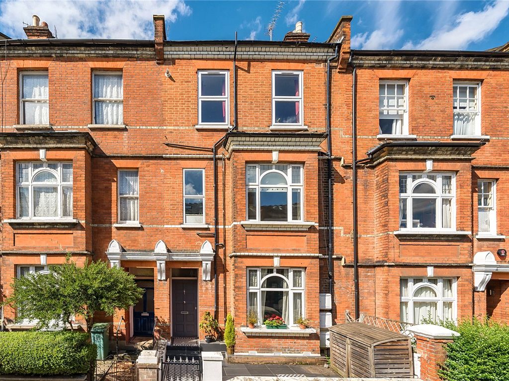 5 bed flat for sale in Constantine Road, London NW3, £1,675,000