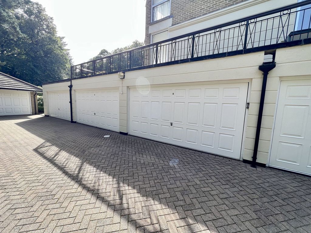 3 bed flat for sale in 14 Balcombe Road, Poole BH13, £800,000