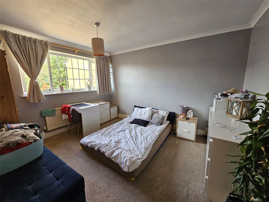 3 bed semi-detached house to rent in Joseph Luckman Road, Bedworth, Warwickshire Joseph CV12, £1,050 pcm