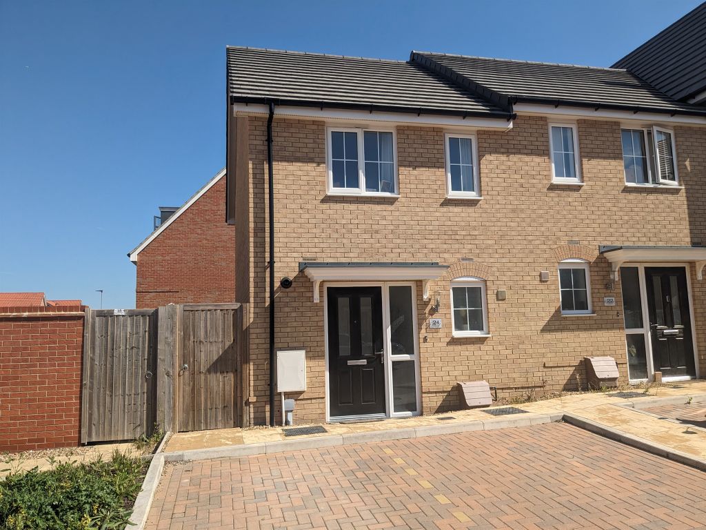 2 bed semi-detached house for sale in Golding Way, Stowmarket IP14, £240,000