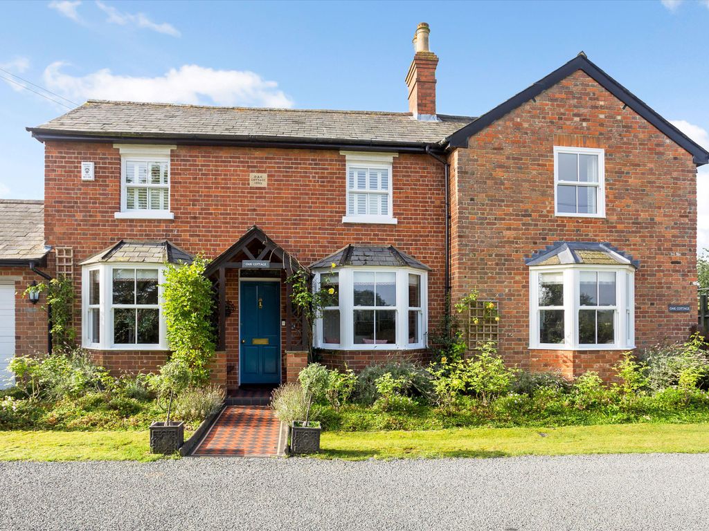 5 bed detached house for sale in Stratfield Saye, Reading, Hampshire RG7., £1,250,000