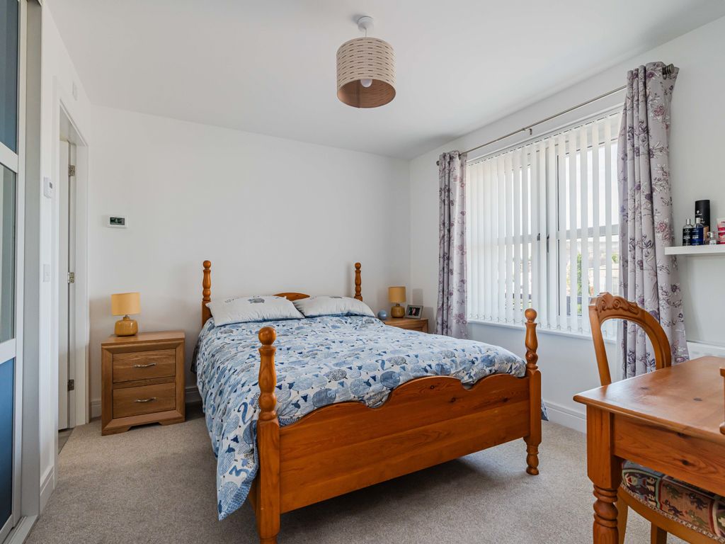 3 bed property for sale in 8 Wantonwalls View, Edinburgh EH21, £360,000