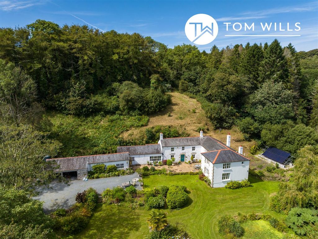 6 bed detached house for sale in Ponjeravah, Constantine, Falmouth TR11, £1,250,000