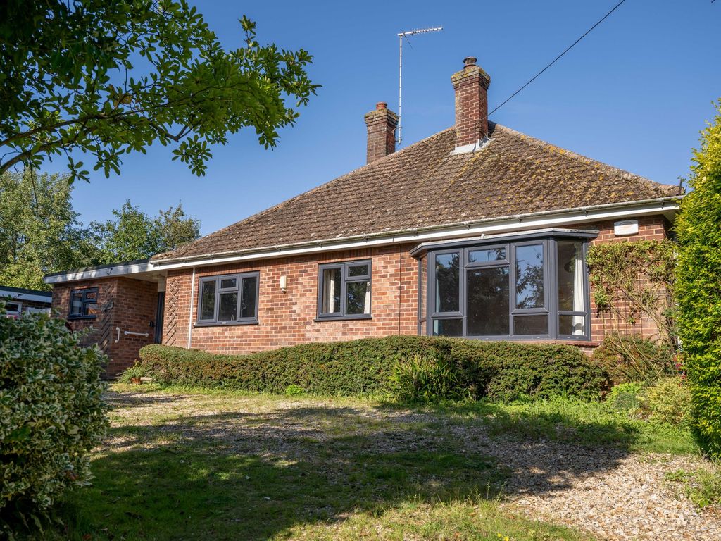 3 bed detached bungalow for sale in Church Street, Litcham, King's Lynn PE32, £500,000