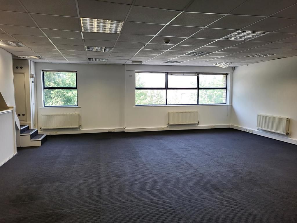 Office to let in Unit 10, Bournemouth Central Business Park, Southcote Road, Bournemouth, Dorset BH1, £23,000 pa
