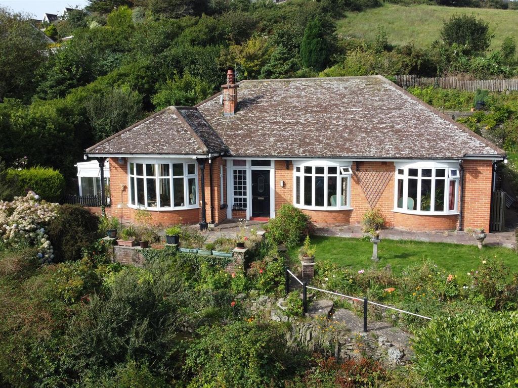 3 bed detached bungalow for sale in Ilfracombe EX34, £470,000