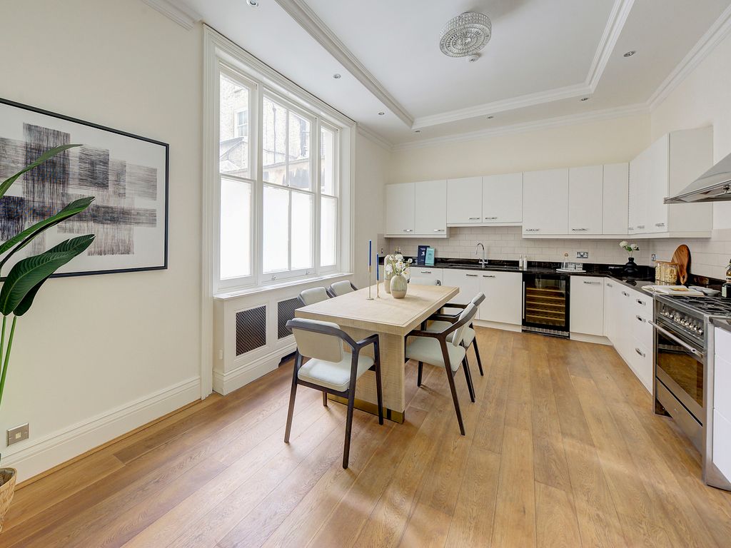 3 bed flat for sale in Linden Gardens, Notting Hill, London W2, £3,000,000