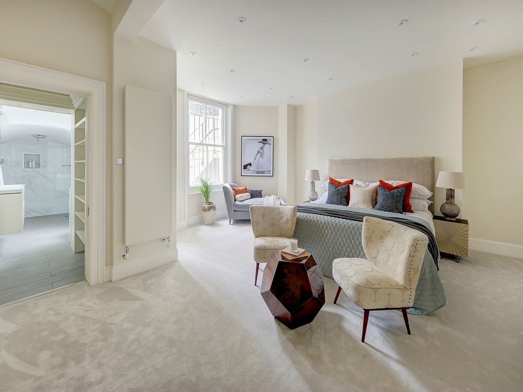 3 bed flat for sale in Linden Gardens, Notting Hill, London W2, £3,000,000