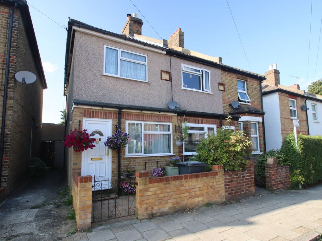 2 bed end terrace house for sale in Addison Road, Bromley BR2, £375,000