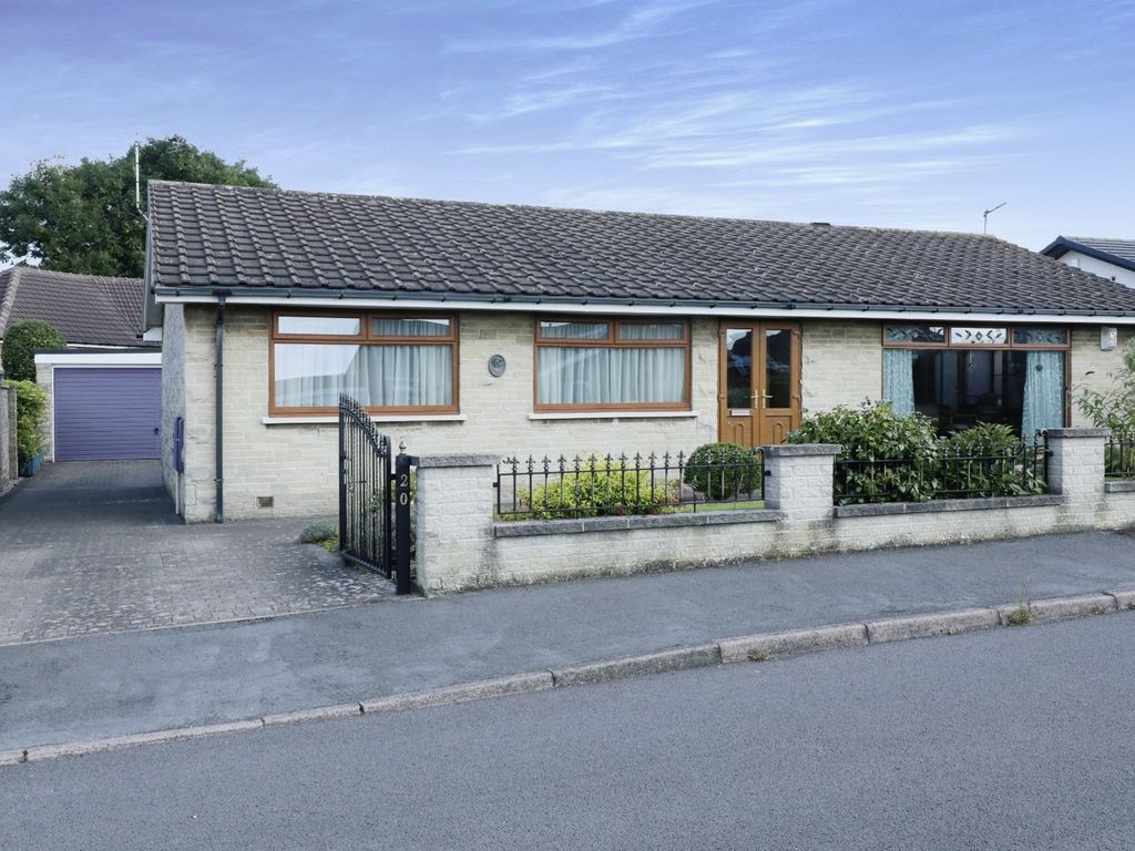 3 bed bungalow for sale in Guildway, Todwick, Sheffield, South Yorkshire S26, £350,000
