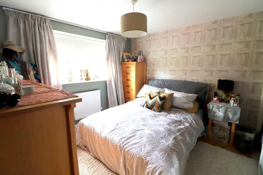 4 bed detached house for sale in Elm Drive, Silsoe, Bedfordshire MK45, £540,000