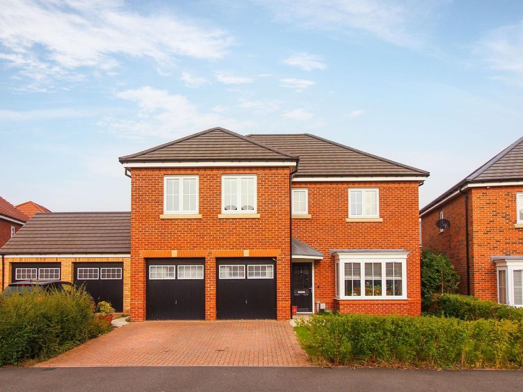 5 bed detached house for sale in Fulmar Drive, Backworth, Newcastle Upon Tyne NE27, £450,000