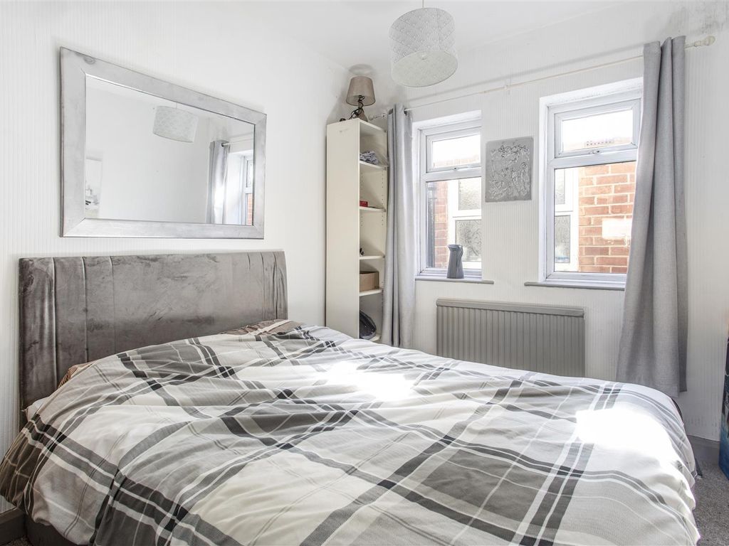 2 bed detached bungalow for sale in Millfield Lane, Nether Poppleton, York YO26, £435,000