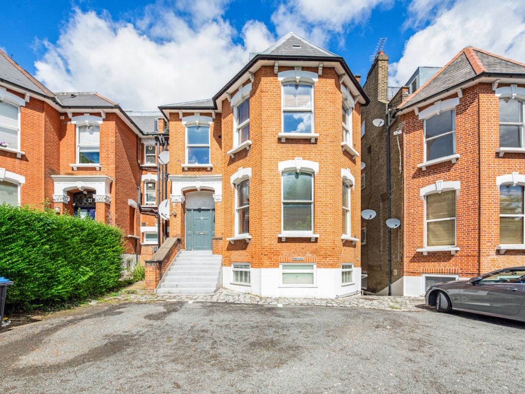 2 bed maisonette for sale in Christchurch Avenue, London NW6, £650,000