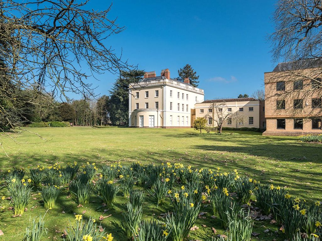 New home, 2 bed flat for sale in Westhorpe House, Marlow, Buckinghamshire SL7, £450,000