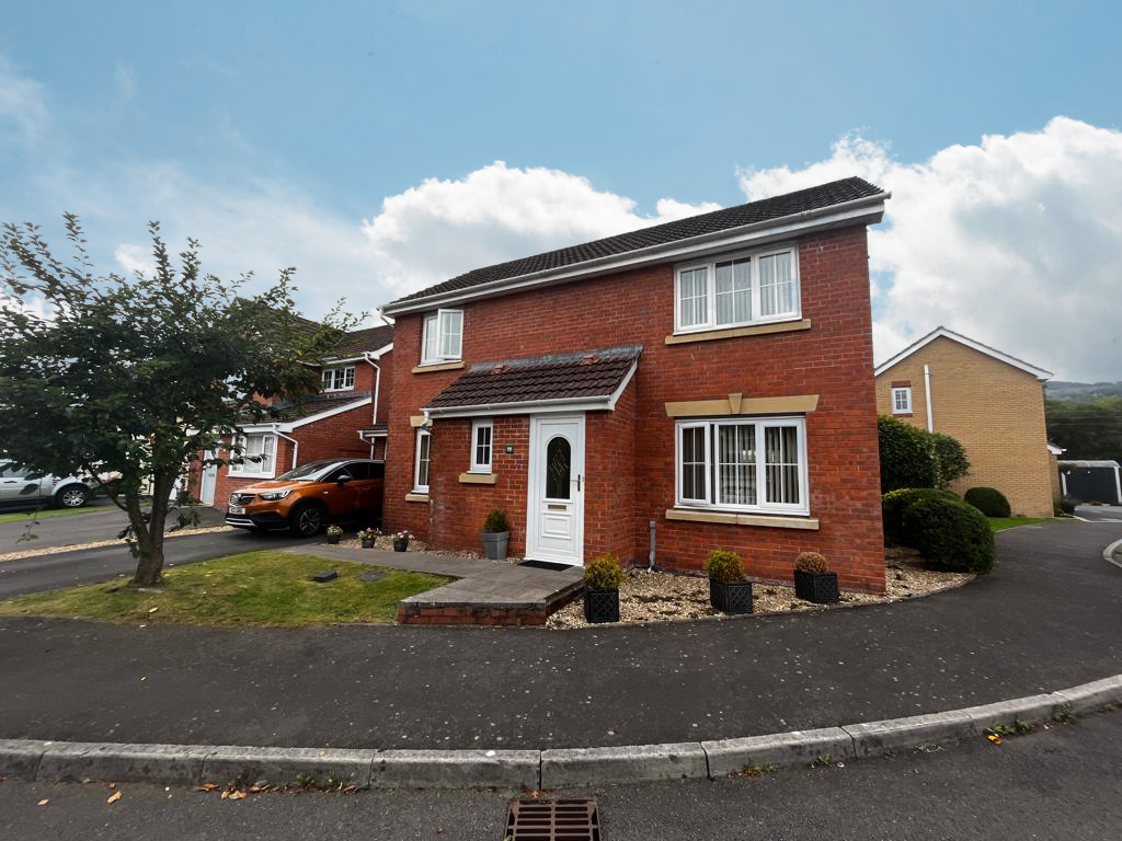 3 bed detached house for sale in Anthony Hill Court, Pentrebach, Merthyr Tydfil CF48, £250,000