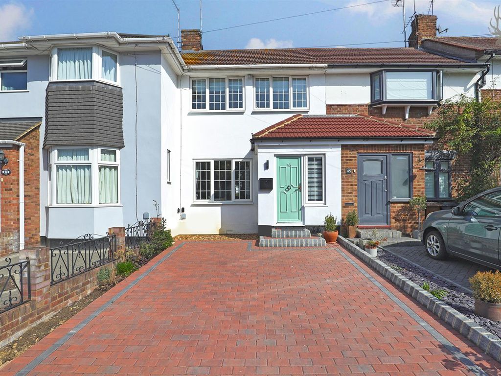 2 bed terraced house for sale in Epping Way, London E4, £490,000