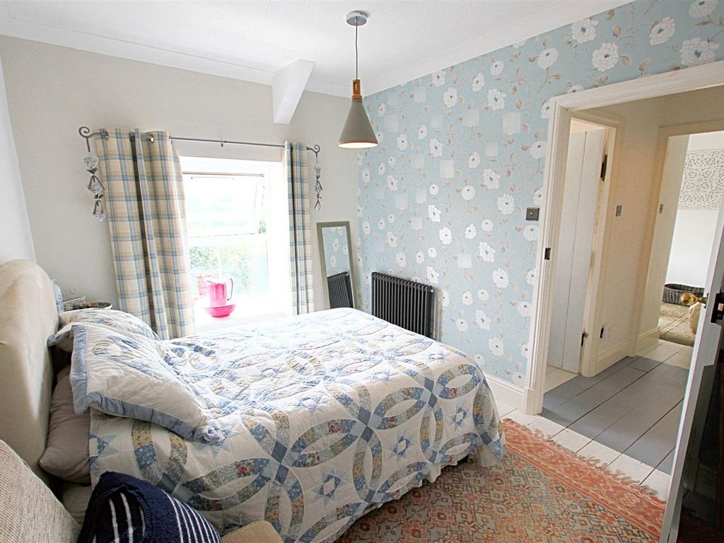 4 bed detached house for sale in Glynarthen, Llandysul SA44, £340,000