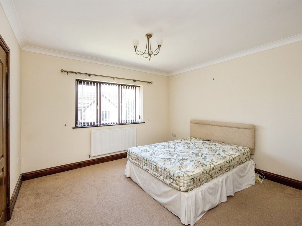 4 bed detached house for sale in Llys Y Graig, Morriston, Swansea SA6, £350,000