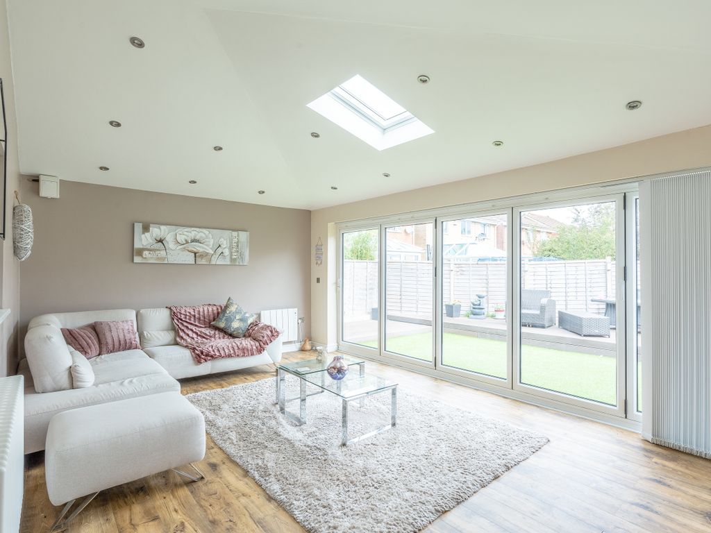 4 bed detached house for sale in Great Meadow Road, Bradley Stoke, Bristol BS32, £475,000