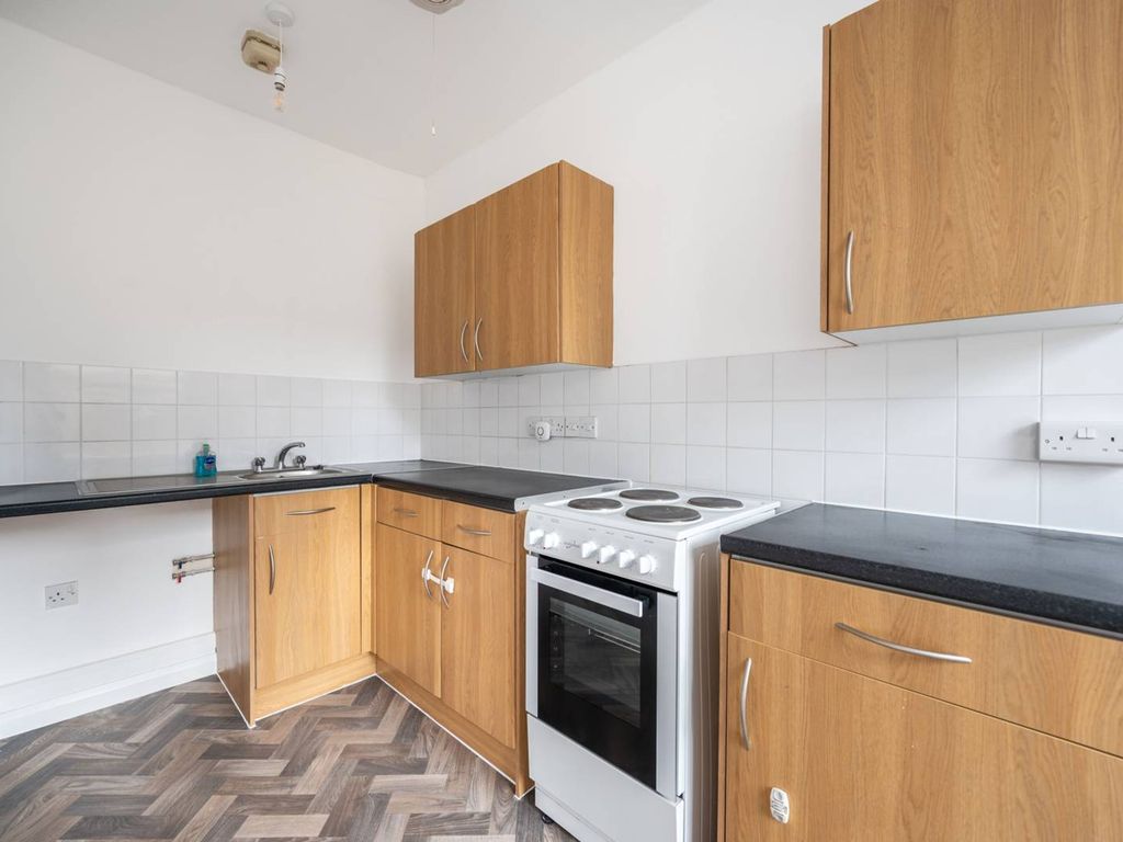 1 bed flat for sale in Amberley Road, Maida Vale, London W9, £330,000