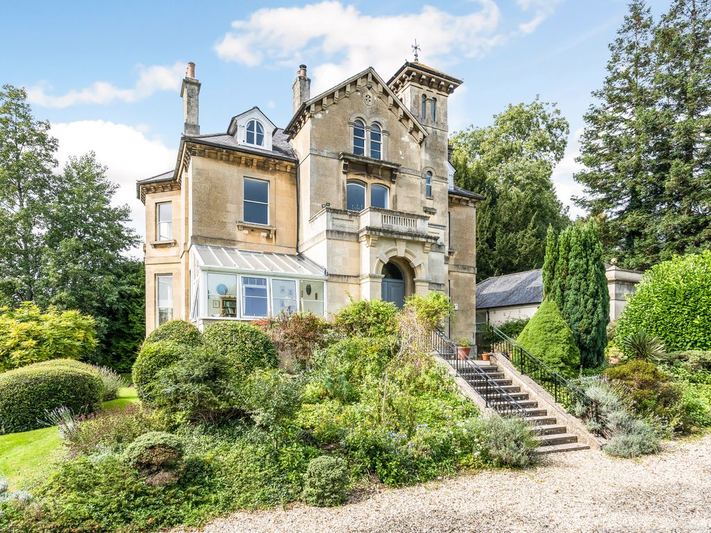 2 bed flat for sale in Park Gardens, Bath BA1, £750,000