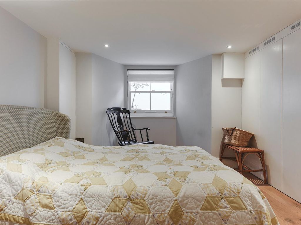 4 bed property for sale in Glenarm Road, London E5, £1,550,000