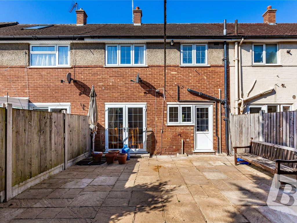 3 bed terraced house for sale in Heron Way, Upminster RM14, £400,000