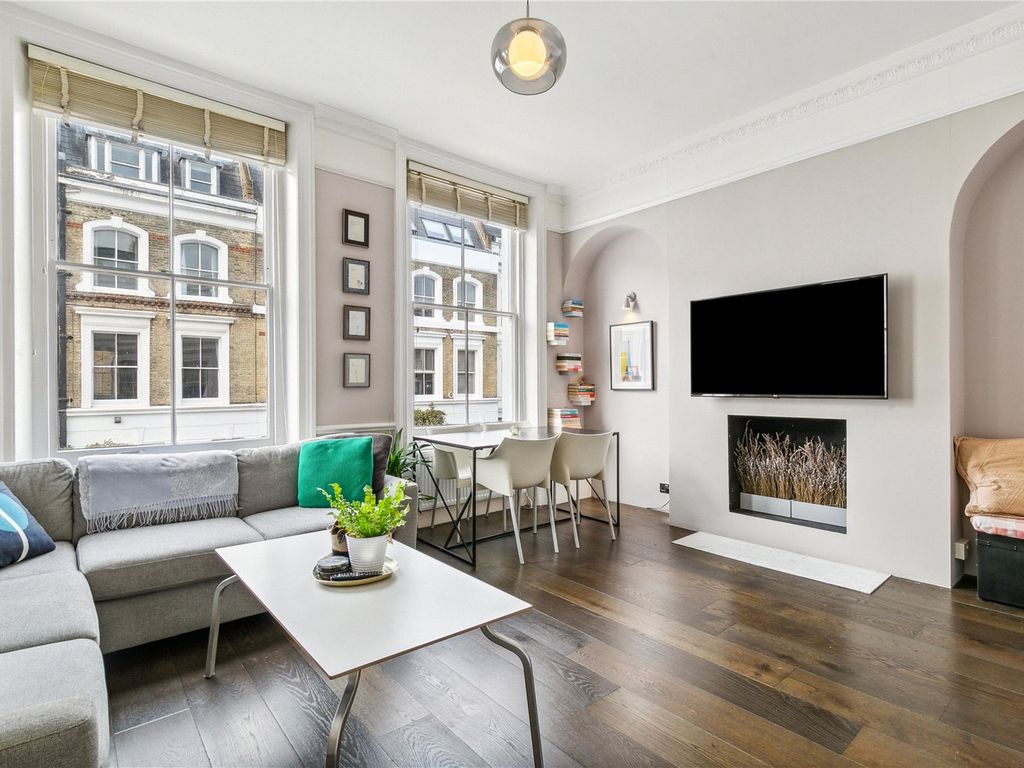 1 bed flat for sale in Ifield Road, London SW10, £595,000