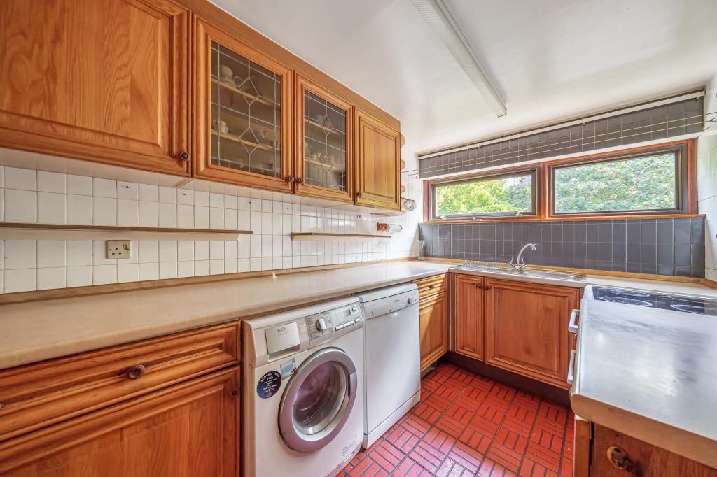 3 bed town house for sale in Windsor, Berkshire SL4, £450,000