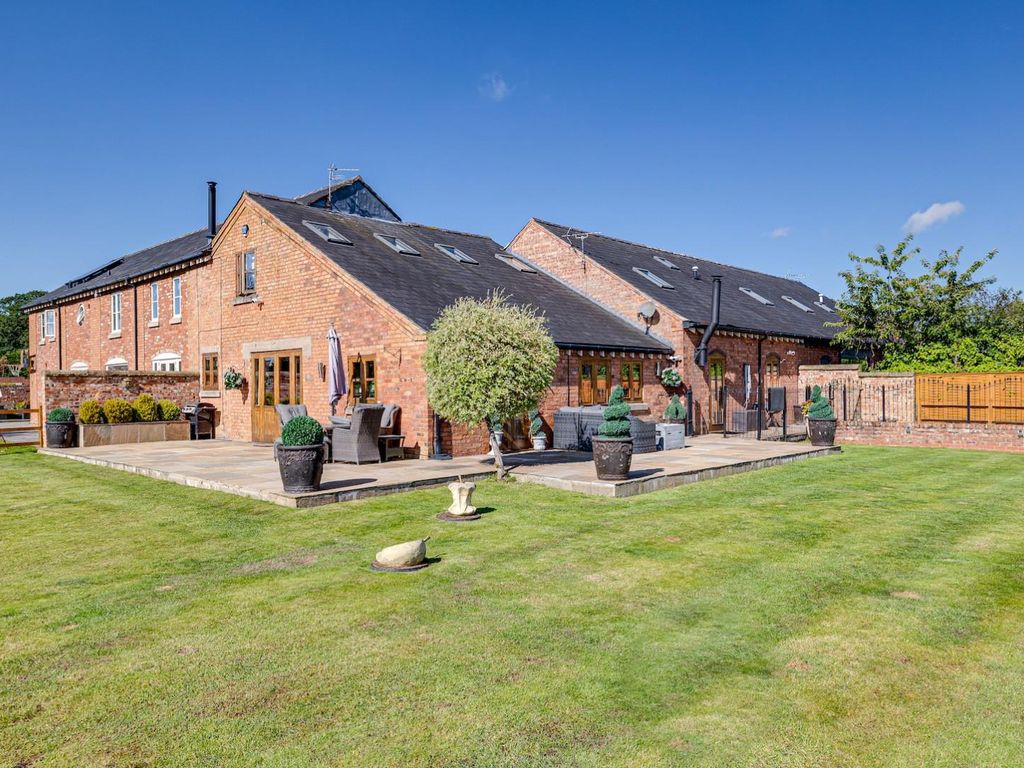 4 bed barn conversion for sale in Wrexham Road, Ridley, Tarporley, Cheshire CW6, £650,000