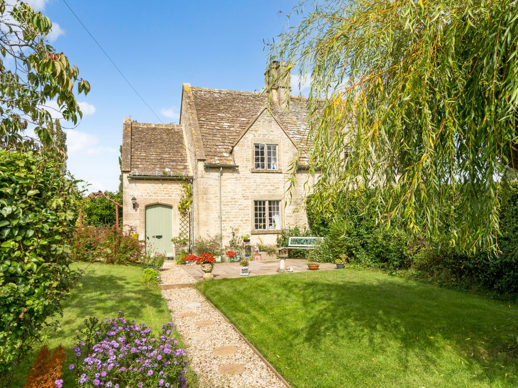 2 bed semi-detached house for sale in Down Ampney Road, Cirencester GL7, £425,000