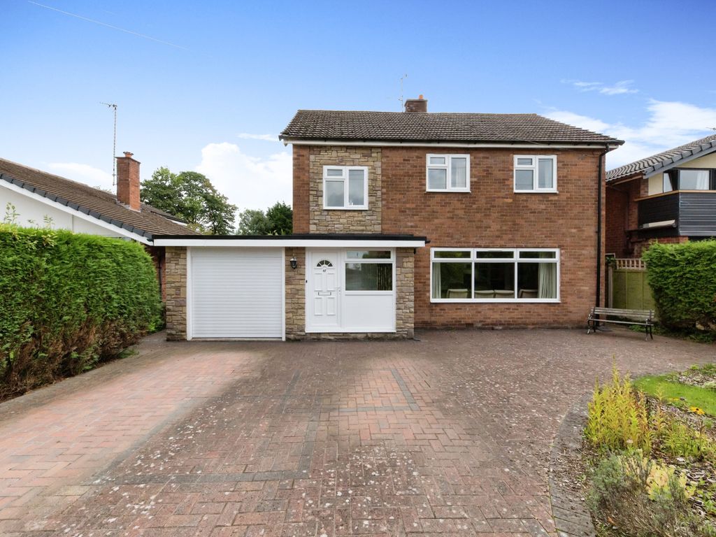 4 bed detached house for sale in Sycamore Crescent, Macclesfield, Cheshire SK11, £400,000