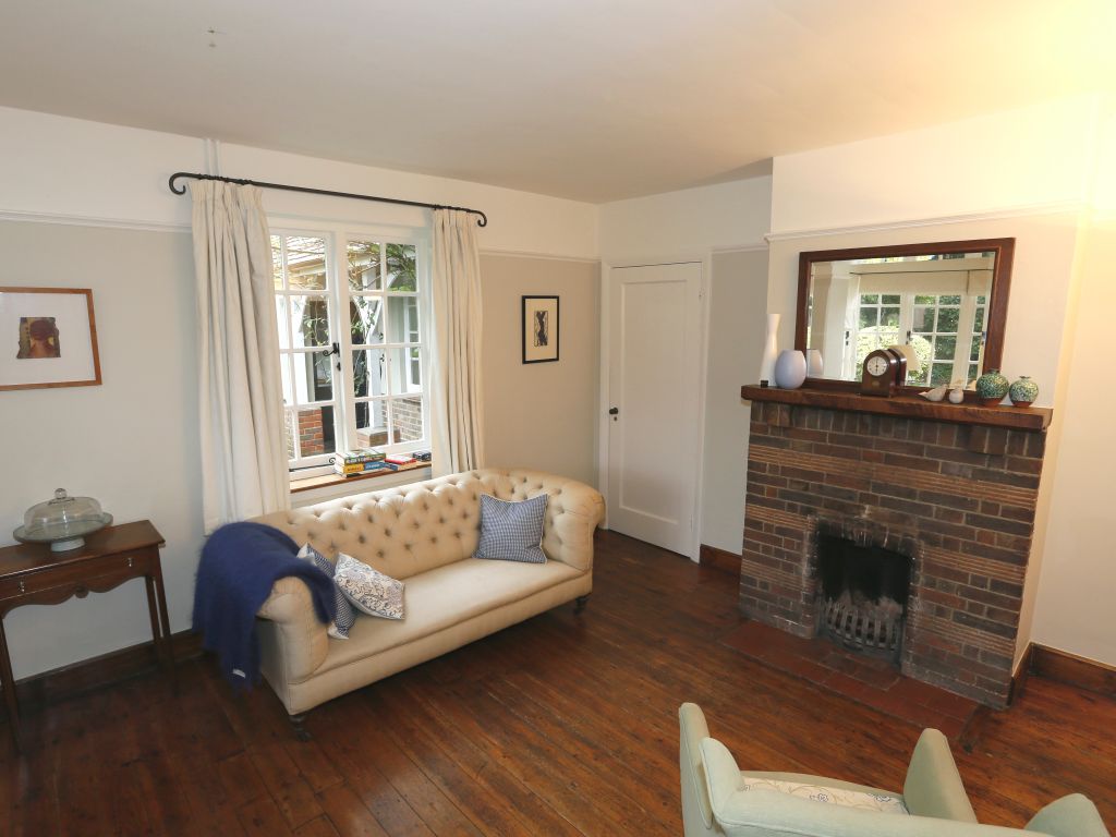 4 bed detached house for sale in Green Lane, Farnham GU9, £1,200,000