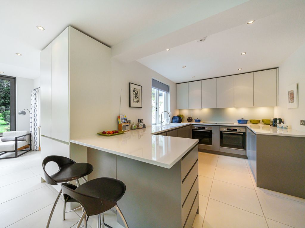 4 bed detached house for sale in Green Lane, Farnham GU9, £1,200,000