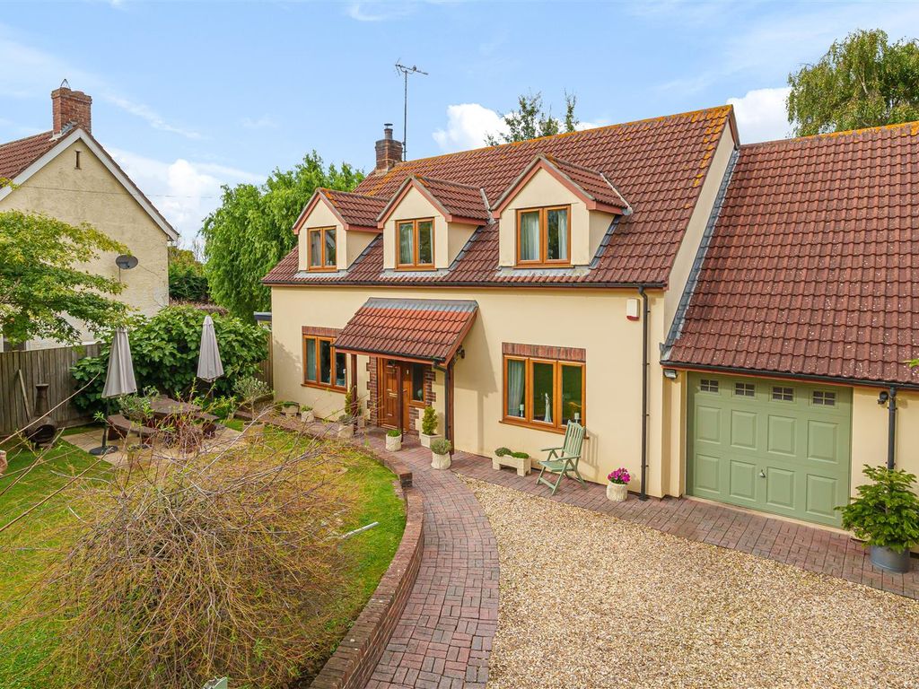 4 bed detached house for sale in Stoke St. Mary, Taunton TA3, £675,000