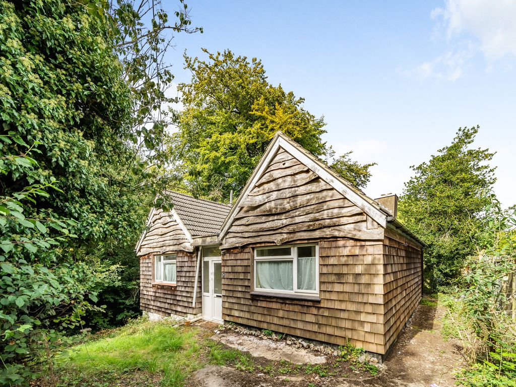 2 bed bungalow for sale in Downe Avenue, Cudham, Sevenoaks TN14, £450,000