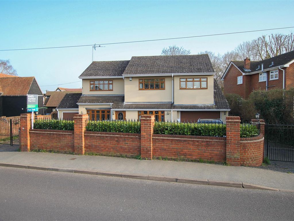 4 bed detached house for sale in Church Lane, Doddinghurst, Brentwood CM15, £880,000