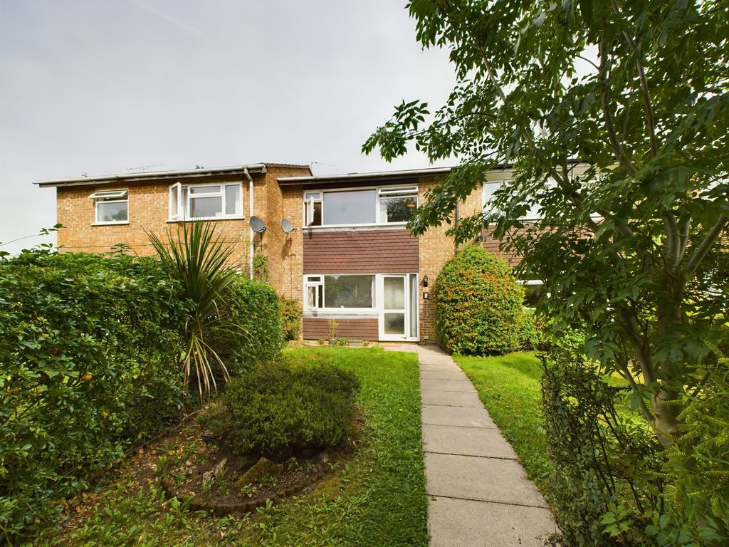 3 bed terraced house for sale in Fern Walk, Hazlemere, High Wycombe HP15, £375,000