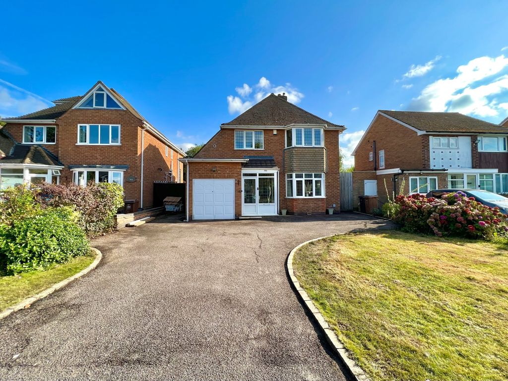 3 bed detached house for sale in Solihull Road, Shirley, Solihull B90, £565,000