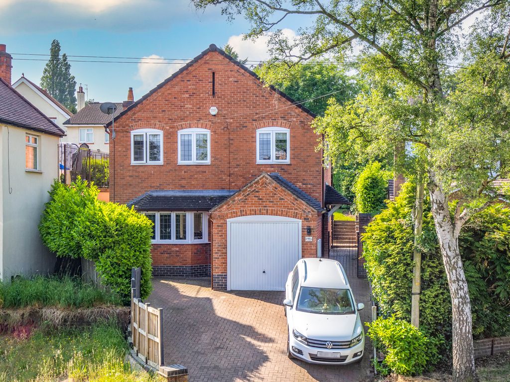 4 bed detached house for sale in The Broadway, Stourbridge, West Midlands DY8, £400,000