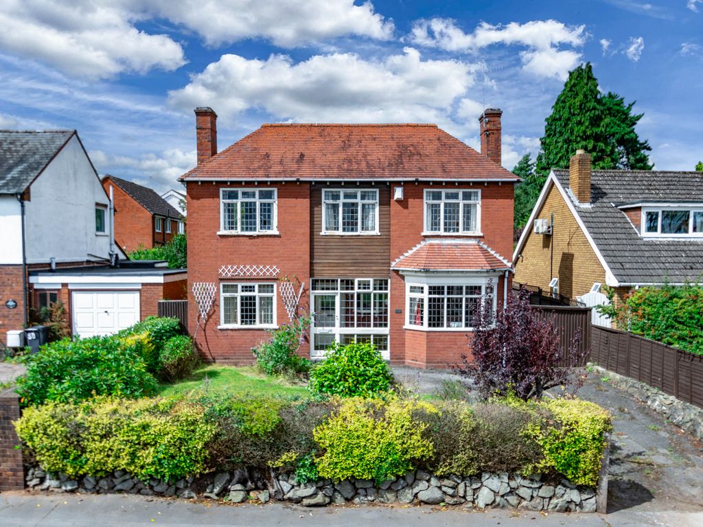 3 bed detached house for sale in High Park Avenue, Stourbridge, West Midlands DY8, £375,000