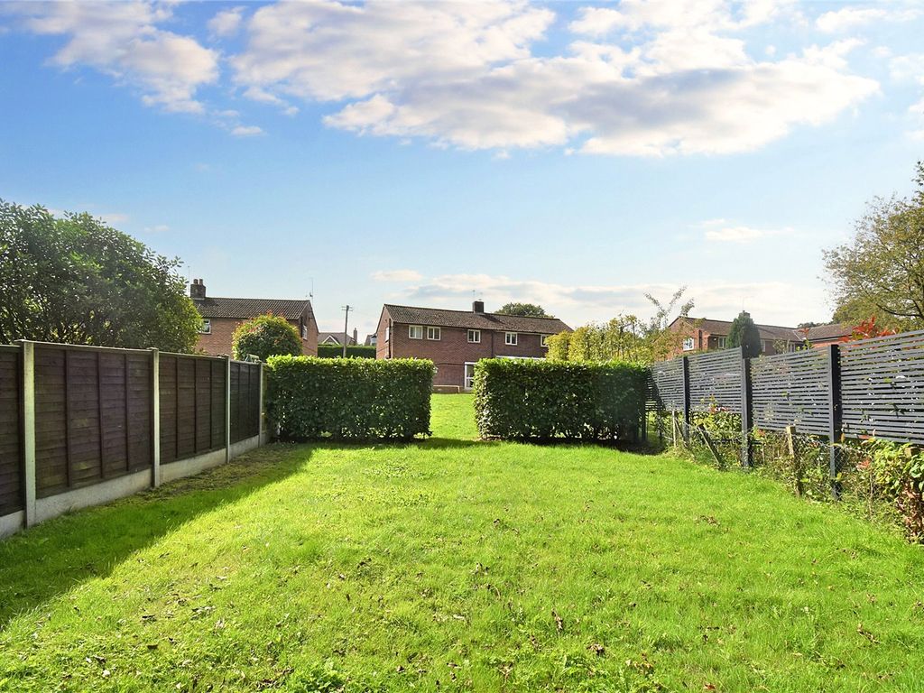 3 bed semi-detached house for sale in Rowlands Copse, Midgham, Reading, Berkshire RG7, £399,000
