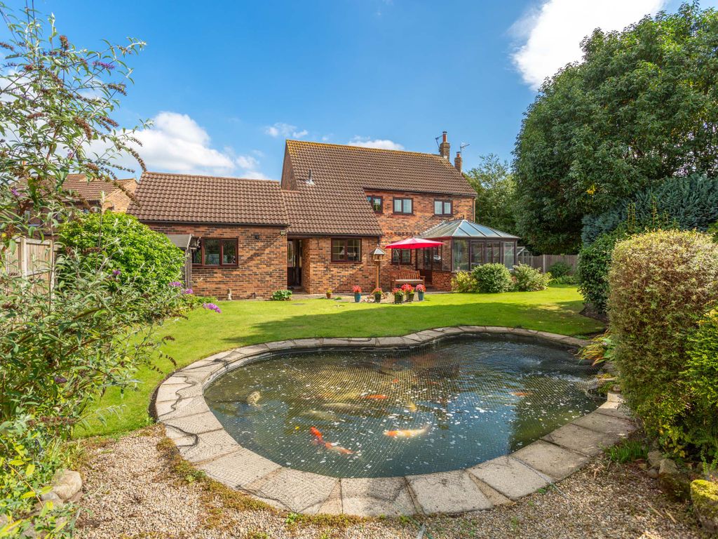 4 bed detached house for sale in King Rudding Close, Riccall, York YO19, £500,000